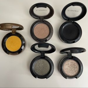 MAC eyeshadow bundle